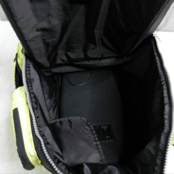 Spyder Groove Backpack Bag Green Plaid Hardcase Speaker Skiing - Picture 5 of 9